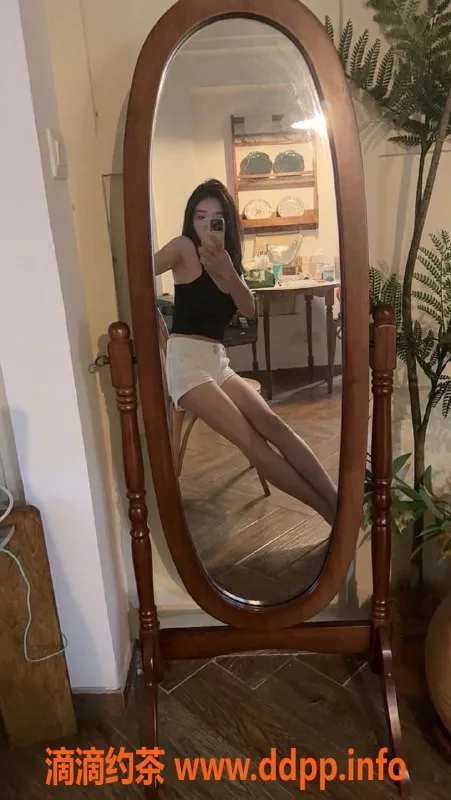 台州楼凤-台州黄岩莉莉，162cm身高，42kg体重，600元起服务