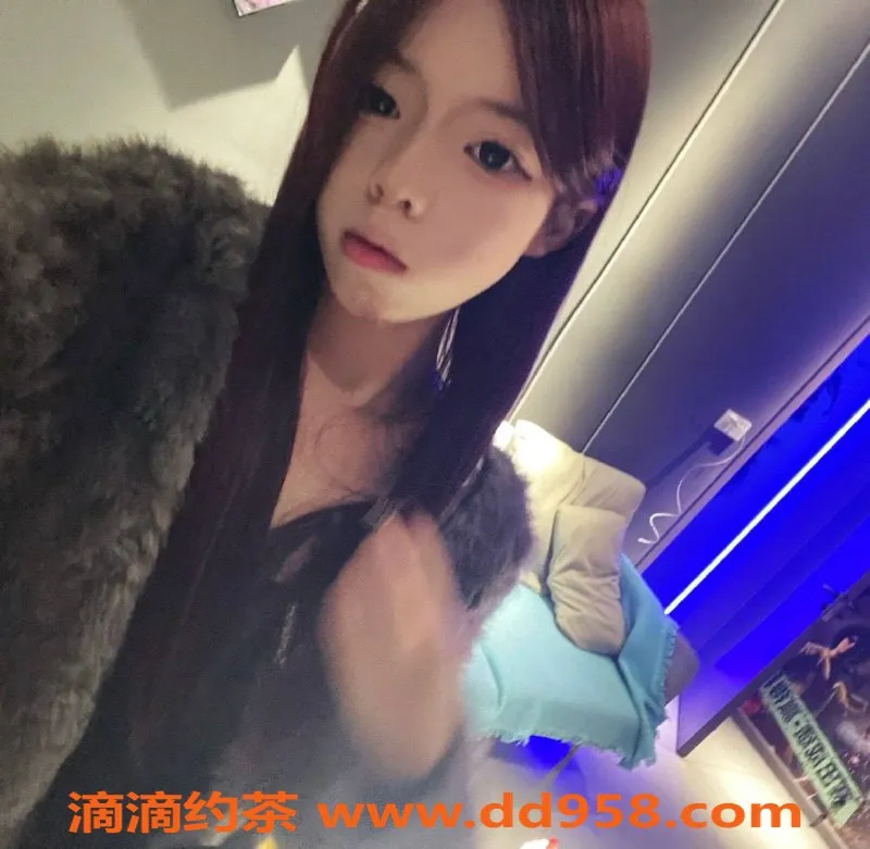 扬州楼凤-扬州邗江小芹菜，19岁白虎，服务优质