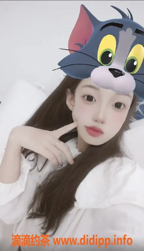 北京楼凤-朝阳百子湾小饼干，1600起步陪浴服务