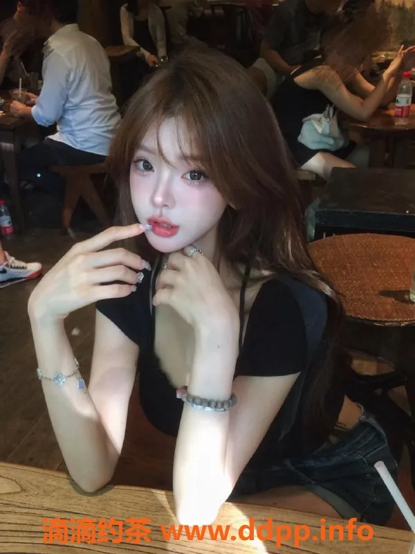 无锡楼凤资源信息,梁溪超嫩少女学妹，火辣服务尽享