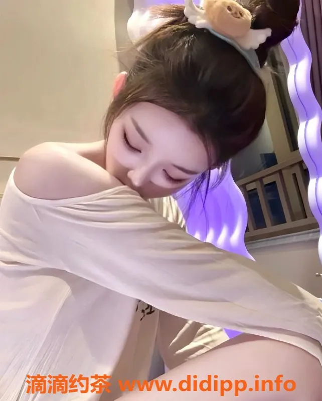 无锡外围-梁溪东岭06顶级少女，69口爆、乳交服务可选