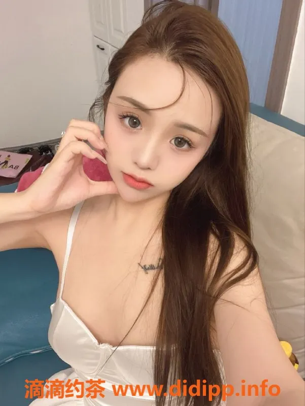 无锡楼凤-梁溪06极品少女 三点粉皮肤白皙