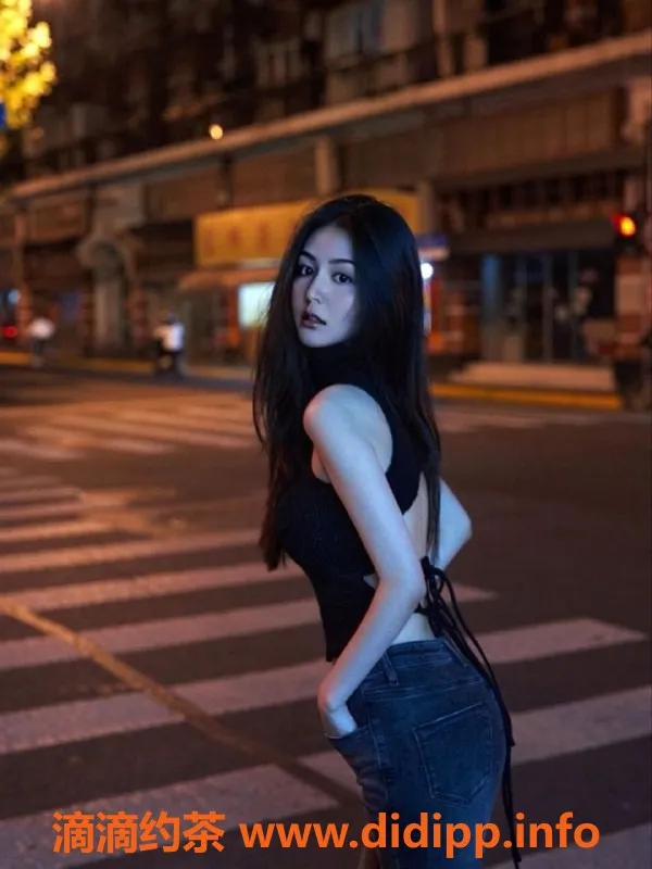 无锡楼凤-新疆女神空降梁溪优客金街，完美身材享受69