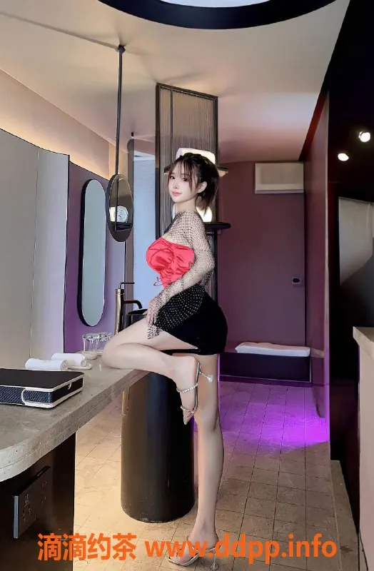 无锡楼凤-梁溪顶级嫩妹，三点粉一线天，陪浴服务