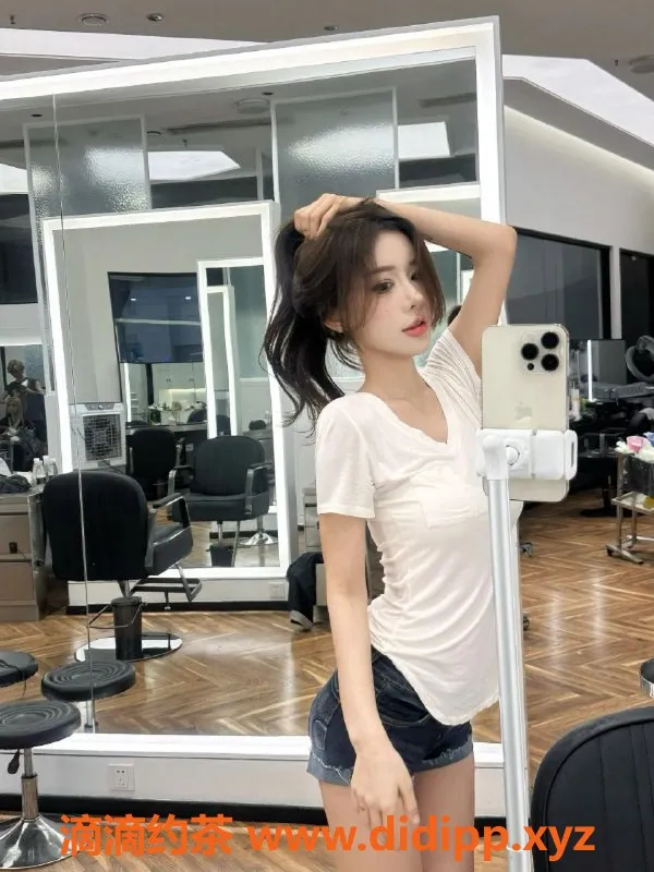 无锡楼凤-梁溪顶级车模，172大长腿，天然F胸围