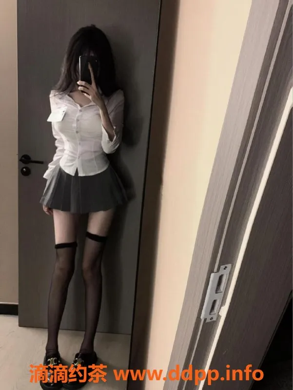 无锡上门服务-新区超嫩三点少女，白皙可爱诱惑来袭