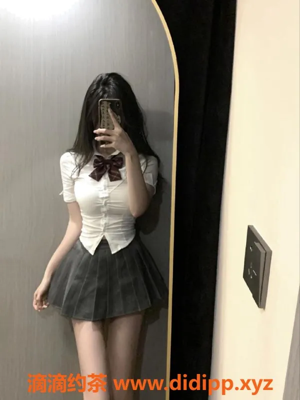 无锡楼凤-锡山铂金岛04号超嫩少女，制服丝袜诱惑