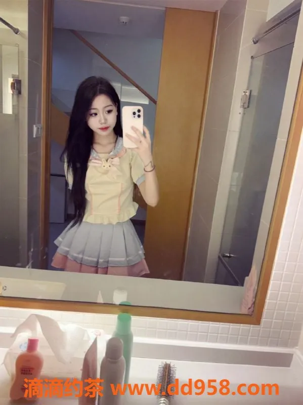 无锡楼凤-梁溪广益哥伦布 超嫩萝莉酱 性感服务体验
