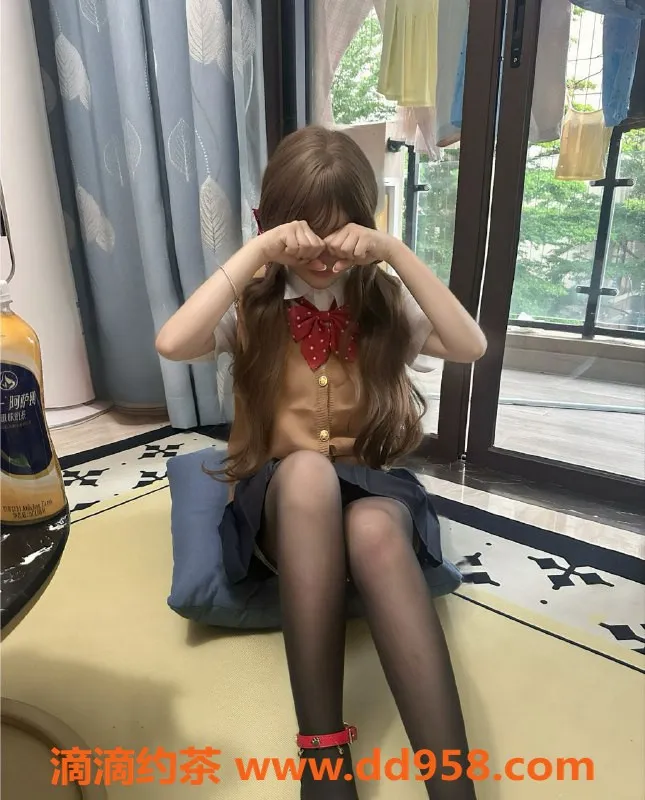 无锡楼凤-滨湖超嫩萝莉酱陪浴服务揭秘