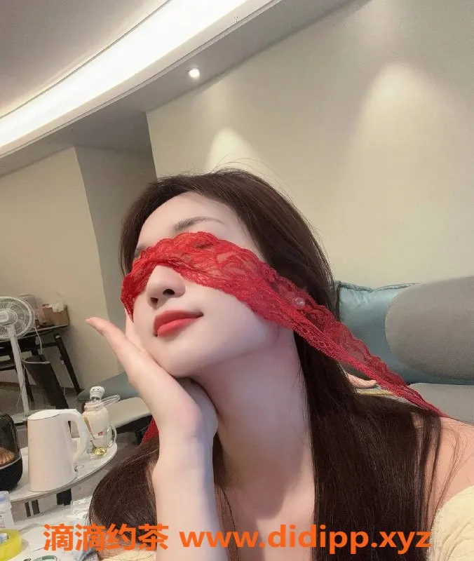 南通楼凤-崇川区艺术之旅，小彤身材诱人体验