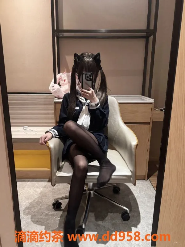 无锡楼凤资源信息,梁溪茂业05超嫩少女，皮肤白皙诱惑无限