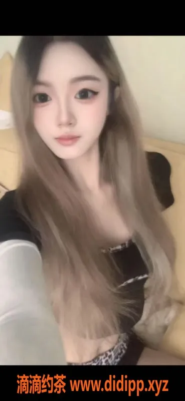 无锡楼凤-滨湖娇小萝莉酱，陪浴69深喉体验