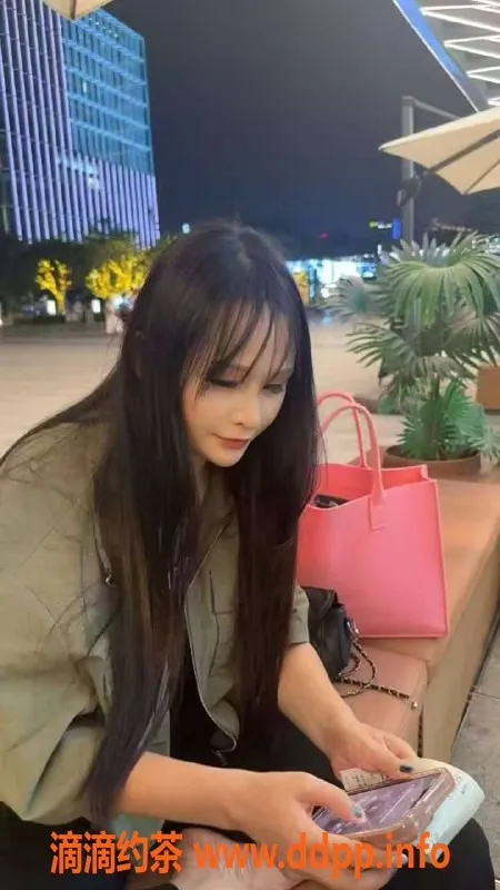 中山楼凤-火炬地区快餐300元，洗吹做400元的绝妙体验