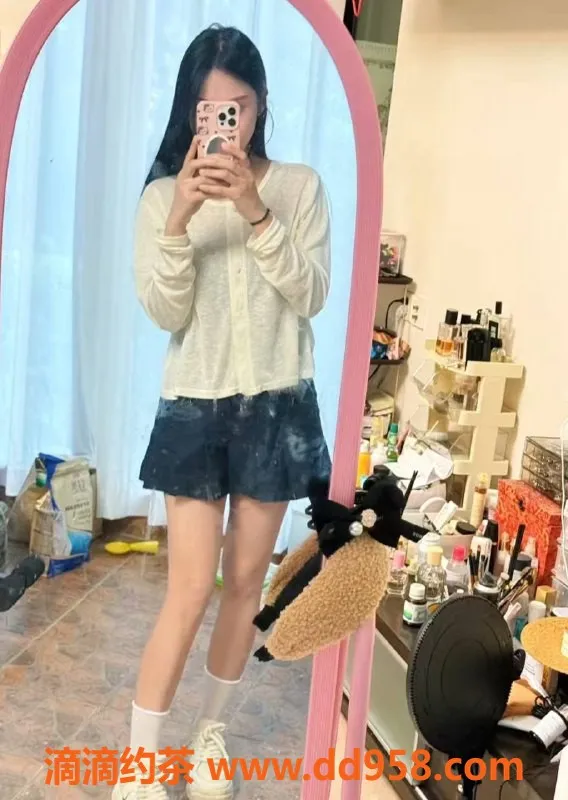 赣州楼凤-赣州紫萱，160cm高挑美人，700元全套服务