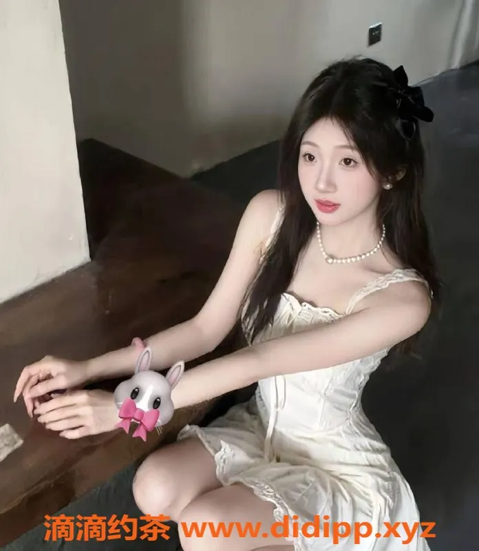 湛江楼凤-湛江19岁嫩妹伊伊，163cm/51kg等你体验！