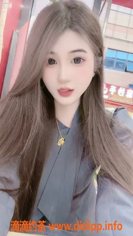 中山楼凤-西区雨彤，21岁C罩杯，600元起服务