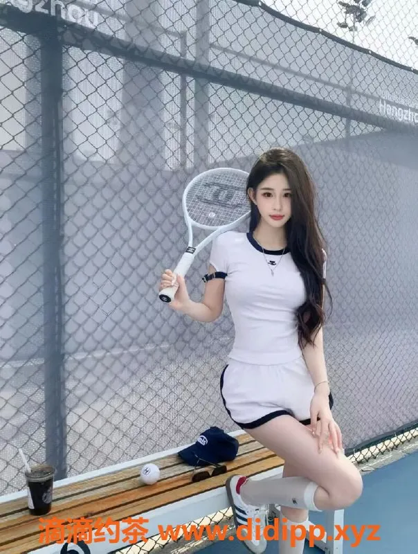 无锡楼凤-梁溪区小颖，身材火辣，内部价2200p