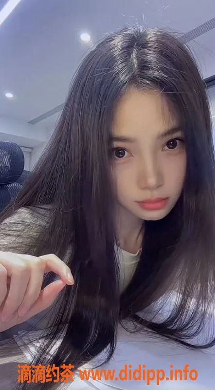 无锡楼凤-梁溪东岭04超嫩大圈 三点粉服务体验