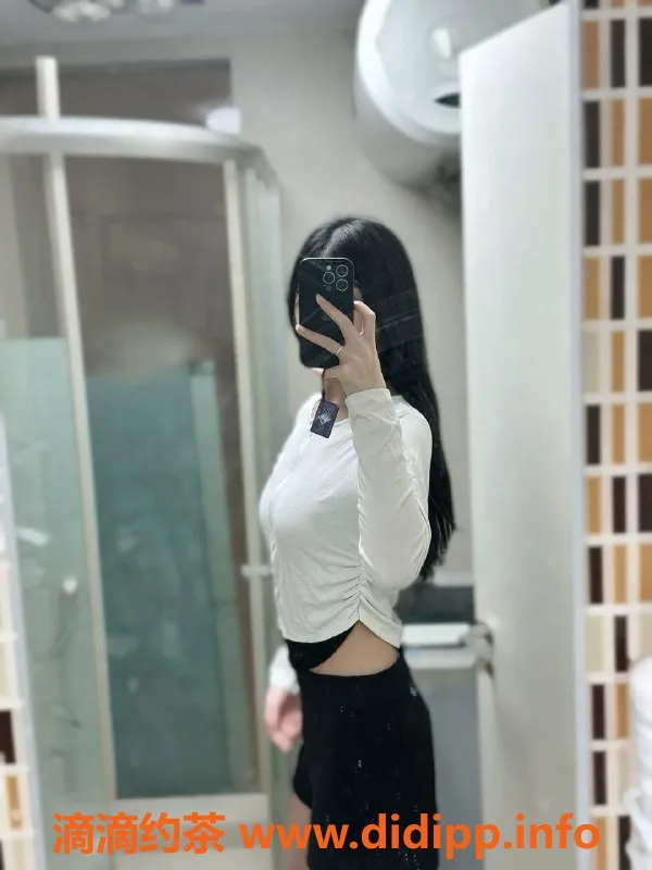 常州楼凤-武进国宾府茜茜，181高挑嫩妹，1000课费