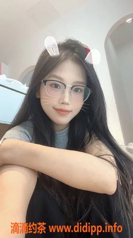 东莞楼凤-常平雨桐，诱惑双向服务，轻松享受