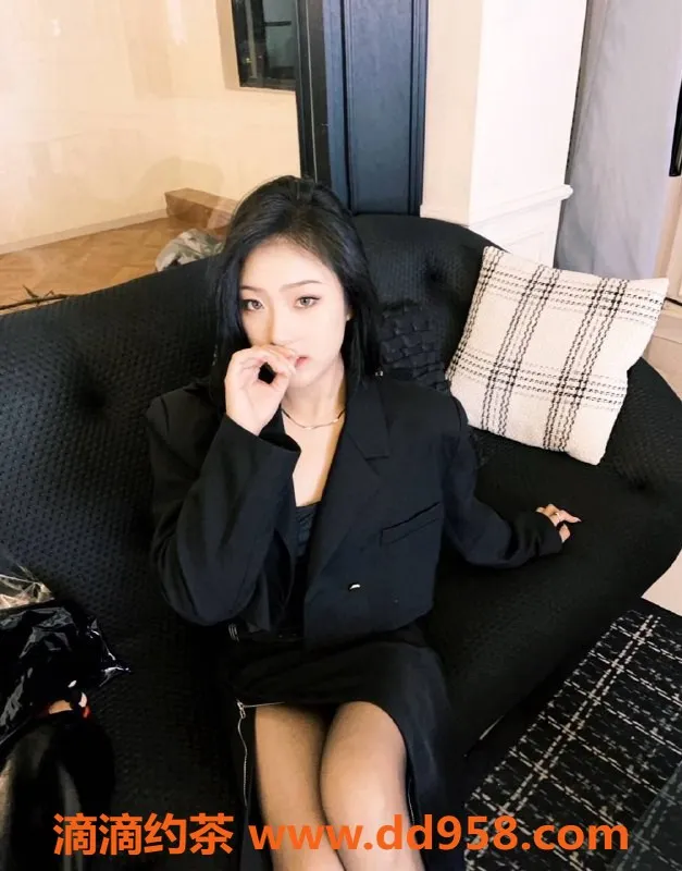 昆明上门服务-盘龙区檀蜜，800元接受多重服务