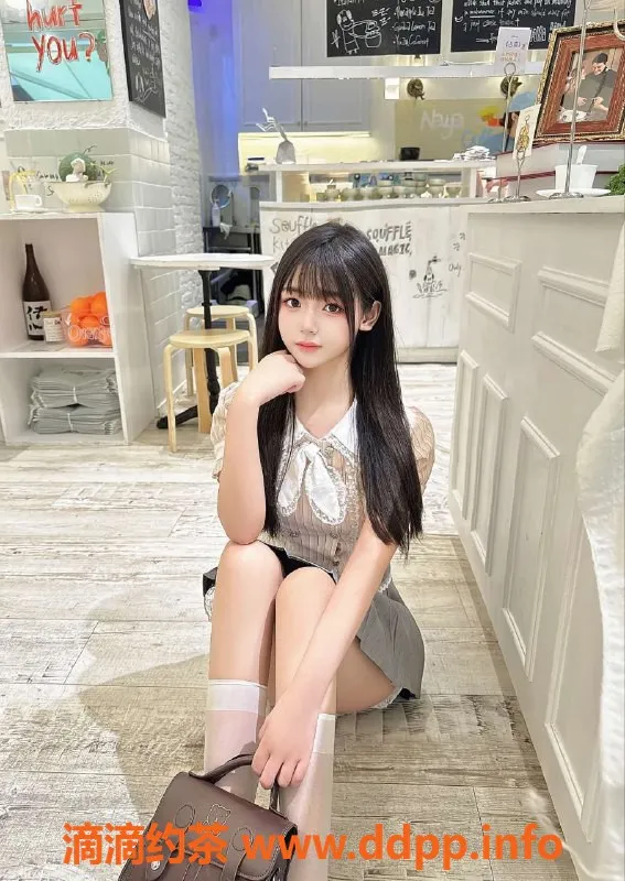 无锡楼凤-梁溪极品少女 三点粉水嫩滑体验