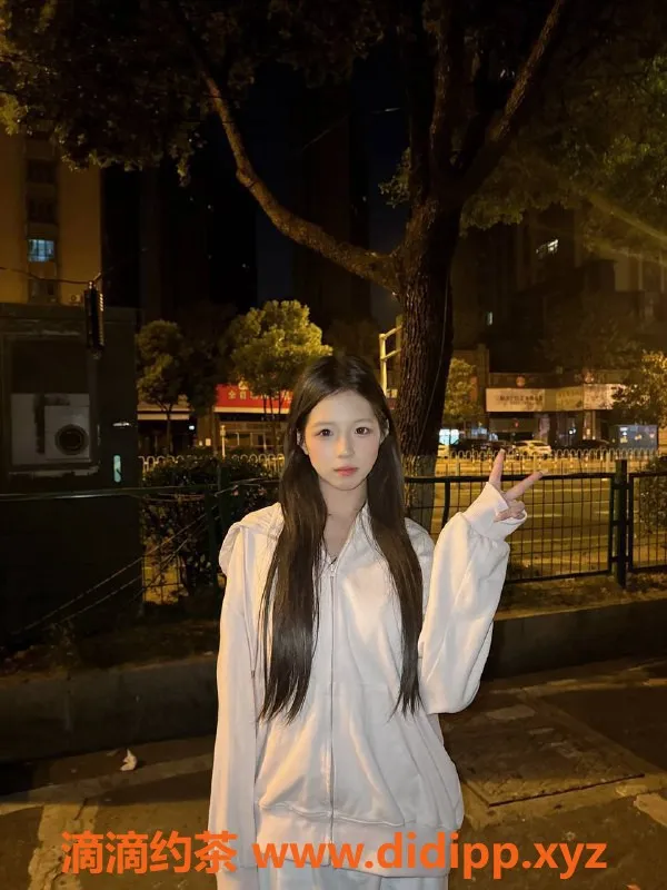 深圳楼凤资源信息,龙华小瑶瑶，1200P嫩妹服务，性价比高