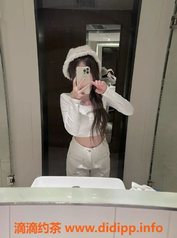 无锡楼凤-锡山顶级少女 棕皮肤水嫩乖巧，69元多项服务