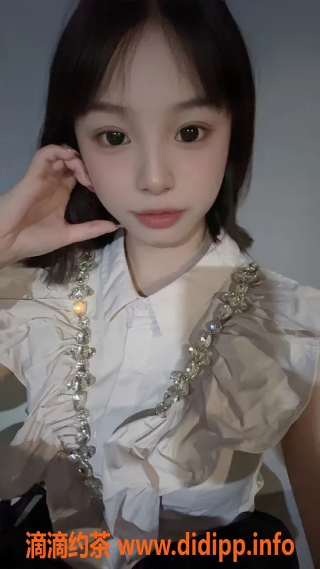 深圳楼凤资源信息,福田乐乐，163高B罩杯，性价比超高！