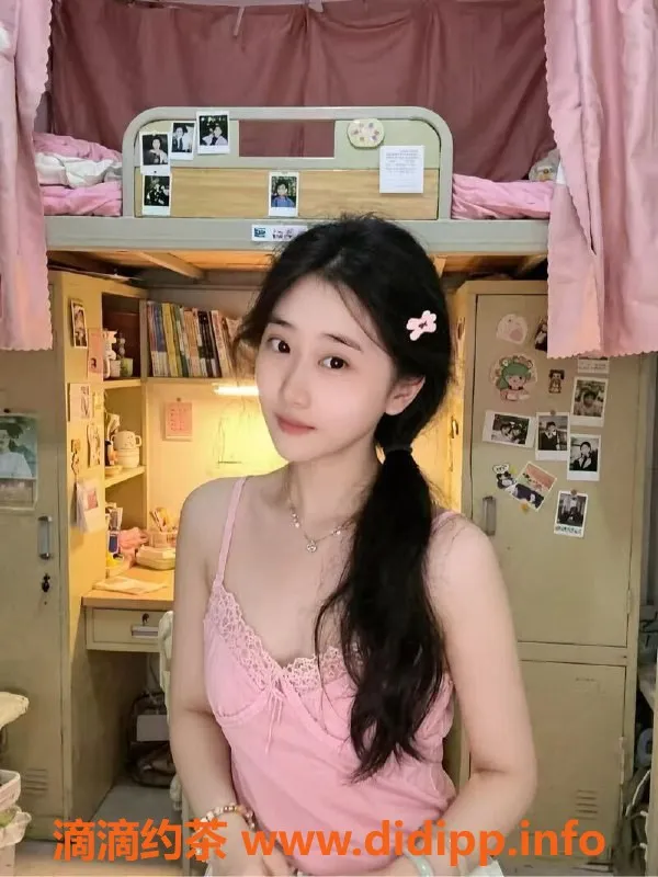 无锡楼凤-梁溪区高颜值学妹，陪浴69服务仅2200/p