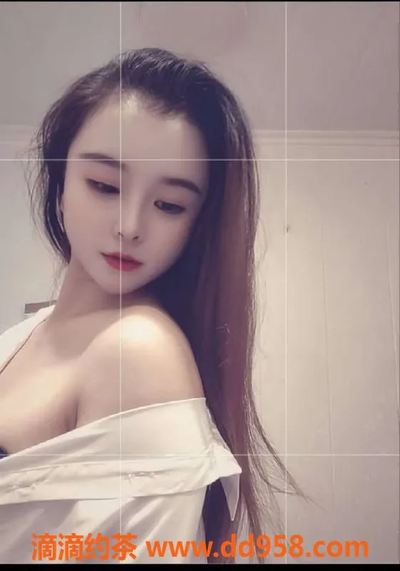 深圳楼凤-龙岗清纯少女夏夏，身高160，诱惑胸围36D