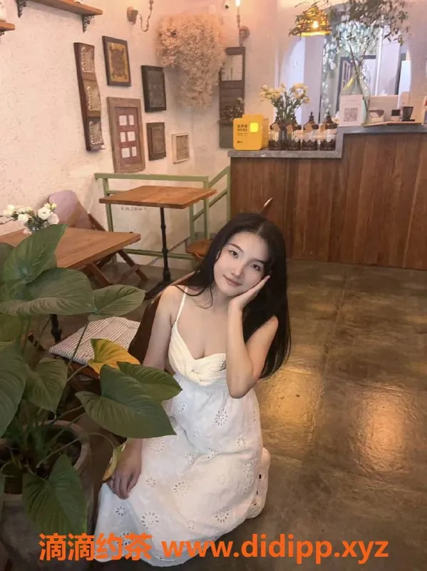 深圳楼凤-光明157cm, 44kg, 34C, 1000元服务，外出可聊