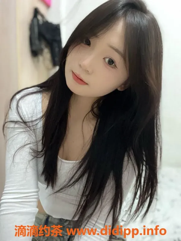 无锡楼凤资源信息,锡山娇小可爱邻家少女，三点粉初体验