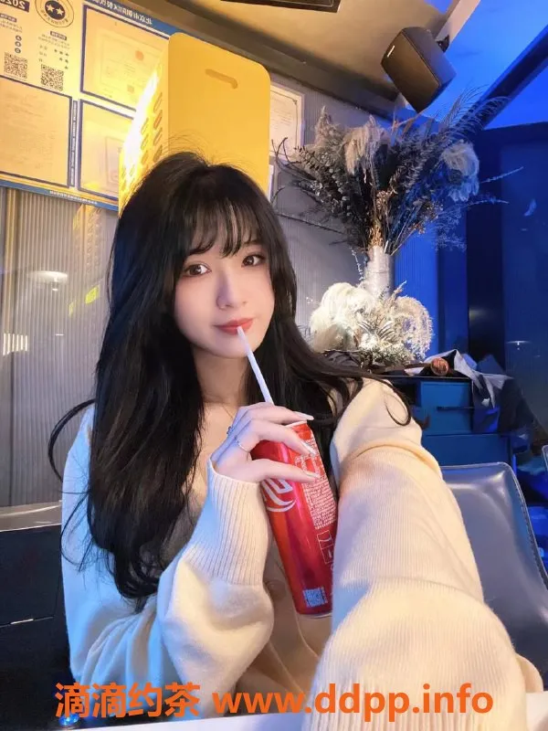 北京楼凤-三里屯嫩妹叶一然，内衣批发20z起