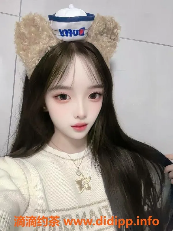 珠海楼凤-南屏甜甜，年轻可爱，颜值出众