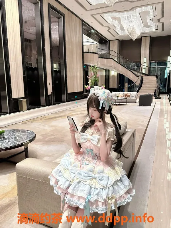 无锡楼凤-锡山萝莉 06号 超嫩清纯陪浴体验