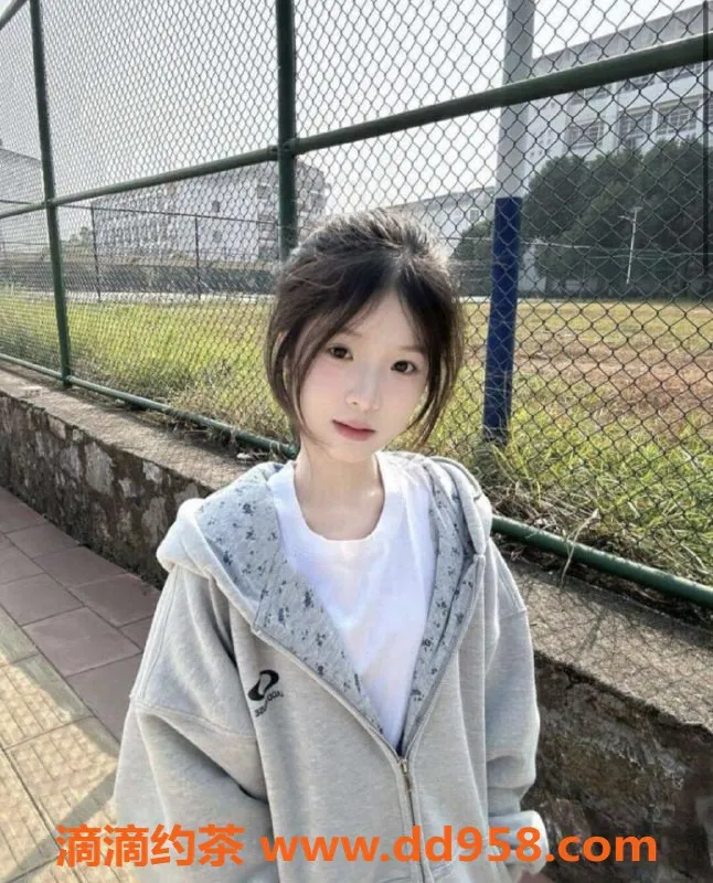 无锡楼凤-滨湖万达06顶级少女，皮肤白皙，声音甜美