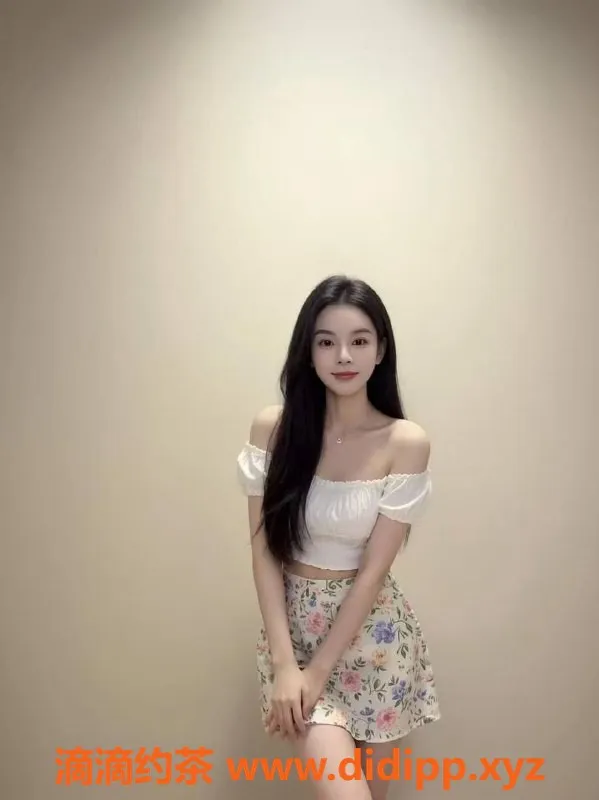 中山楼凤-西区高颜值小妹，300快餐400洗吹做