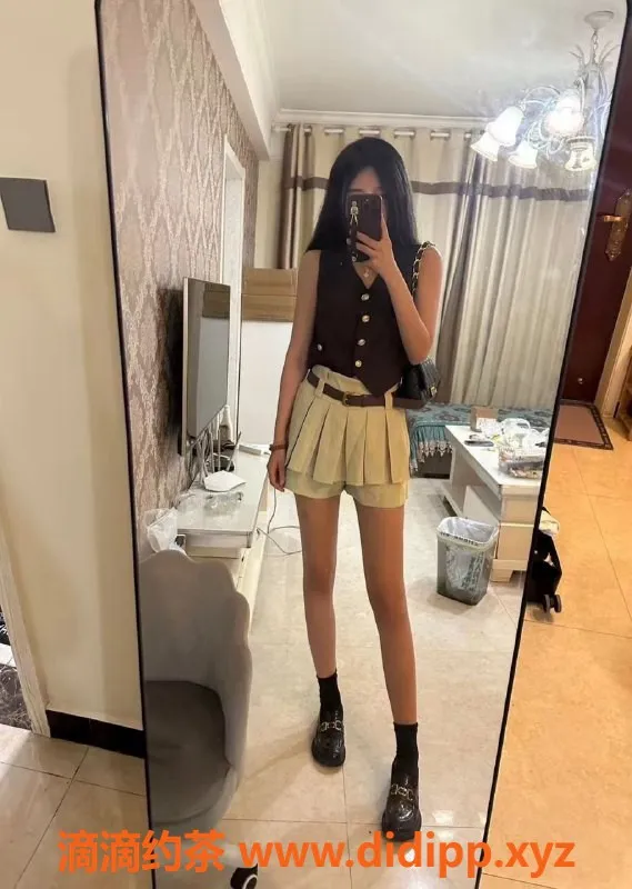 无锡楼凤-滨湖06超嫩美女，173大长腿，调情必选