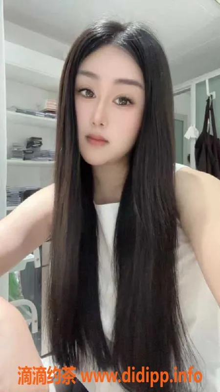 深圳楼凤-南山嫩模嘉嘉，22岁165cm，魅力无限