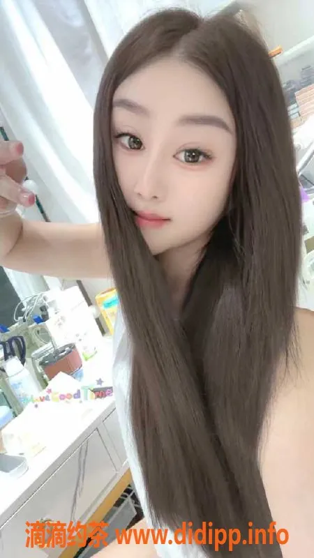 深圳楼凤资源信息,南山嫩模嘉嘉，22岁165cm，魅力无限