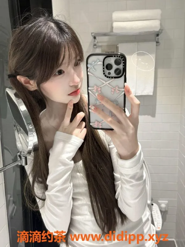 无锡楼凤资源信息,锡山07超嫩少女 三点粉陪浴服务