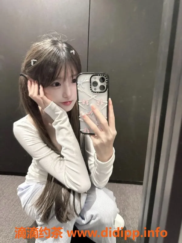 无锡楼凤-锡山07超嫩少女 三点粉陪浴服务