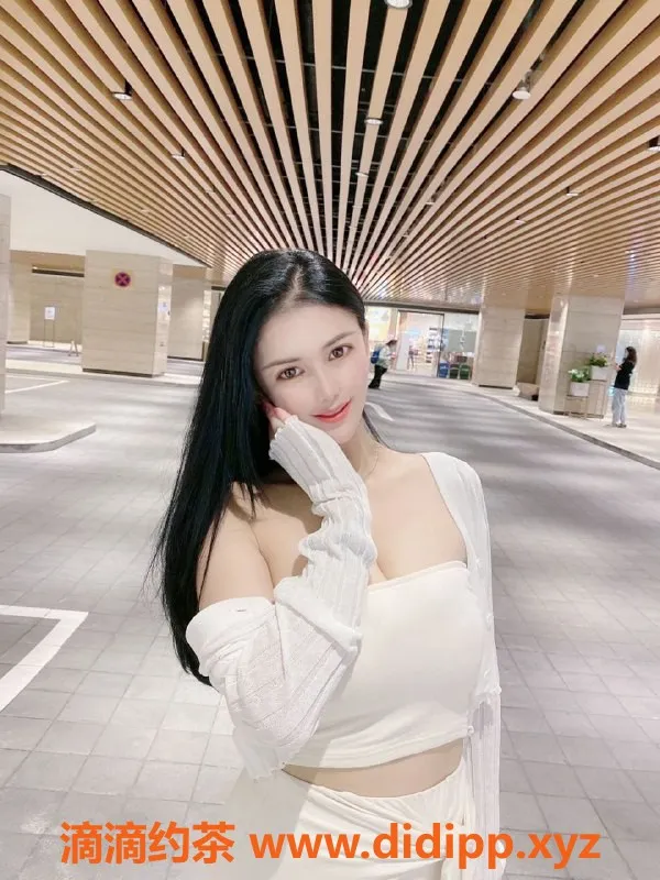 北京楼凤-丰台可甜28岁162cm E胸美女，服务超贴心