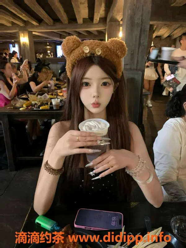 无锡楼凤资源信息,梁溪苏宁雅悦 04顶级超嫩少女 173CM大长腿