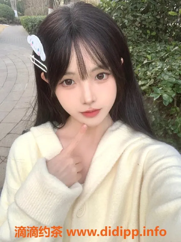 无锡楼凤资源信息,锡山05童颜巨乳萝莉陪浴服务