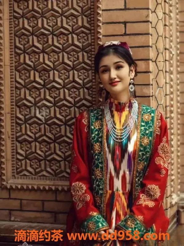 中山楼凤资源信息,古镇洋妞24岁，身材火辣，600元洗吹做服务等你来享