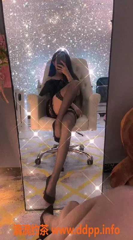 深圳楼凤-龙岗23岁温柔宝儿，168高C罩杯，600元体验