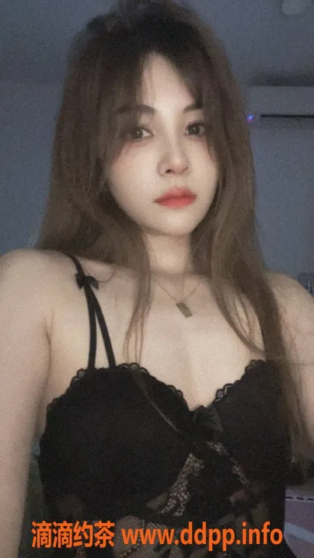 长沙楼凤资源信息,岳麓区26岁鱼儿，身高162，98斤，超值600p体验