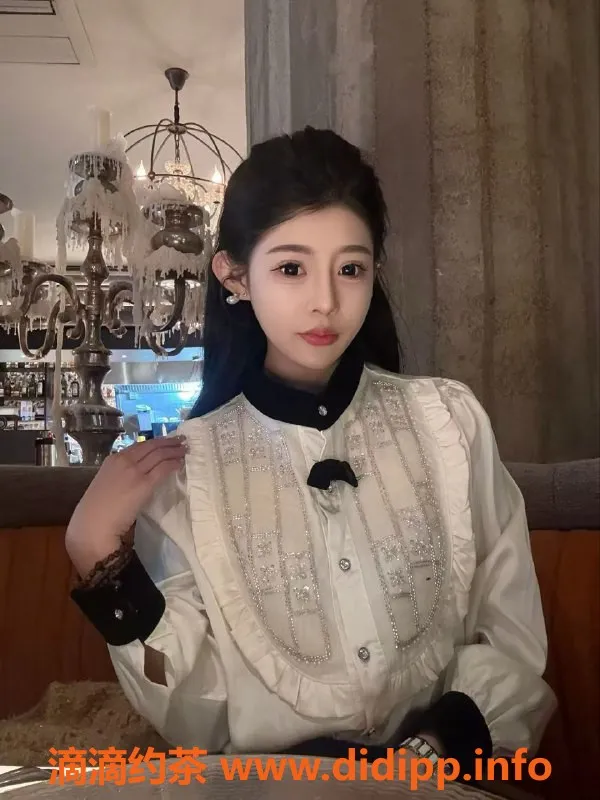 无锡楼凤-锡山铂金岛06少女 超级骚 三点粉体验